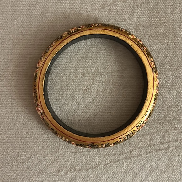 2 Elegant Red and Gold Bracelets with Intricate Patterns - Picture 5 of 6